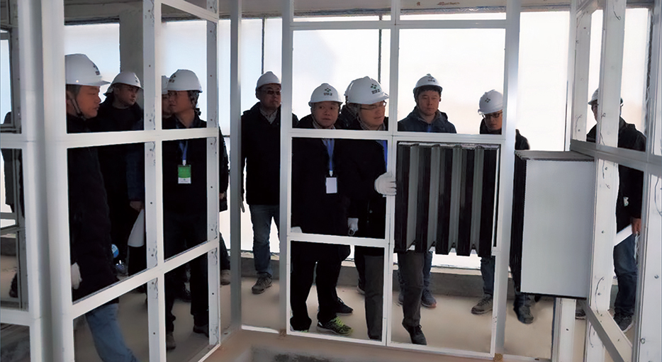 新希望東阿養(yǎng)豬場空氣過濾系統(tǒng)項目現(xiàn)場視察。