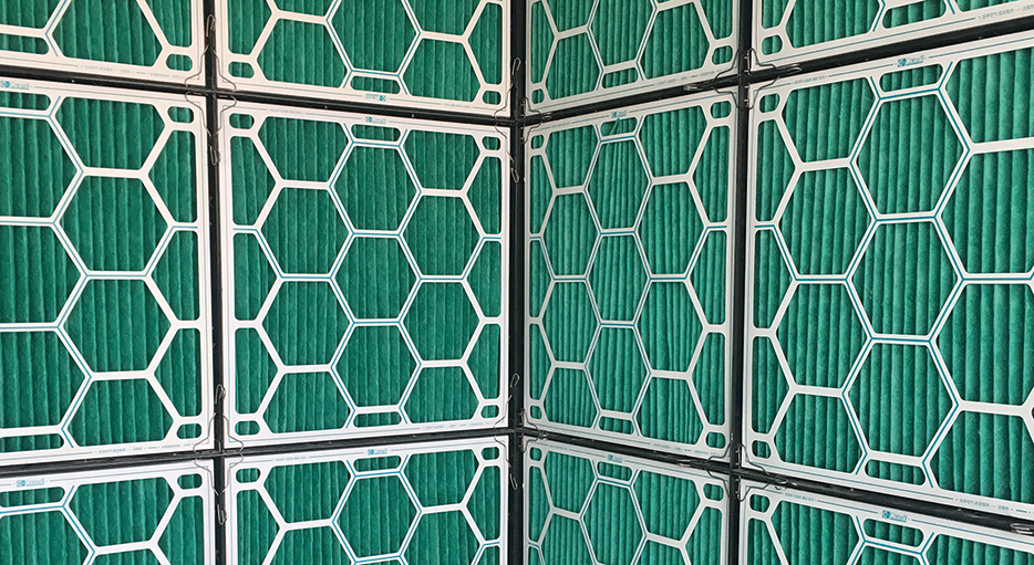 整齊劃一的Antibio養(yǎng)豬場空氣過濾系統(tǒng)主過濾墻。