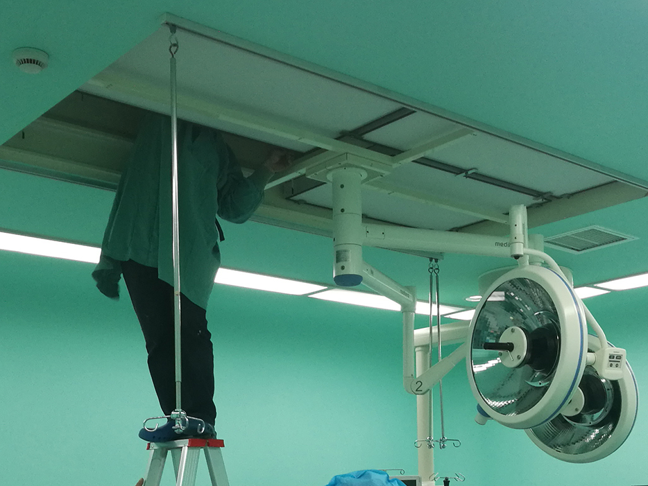 手術(shù)層流凈化末端高效過(guò)濾器更換中